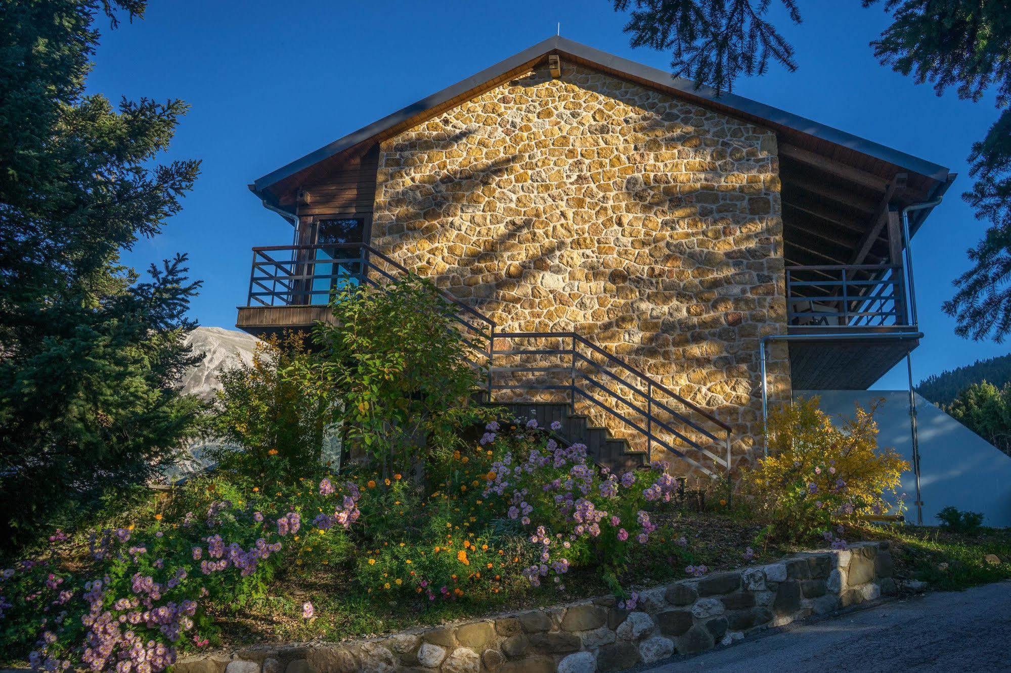 Orizontes Tzoumerkon Hotel Resort Pramanta Exterior foto